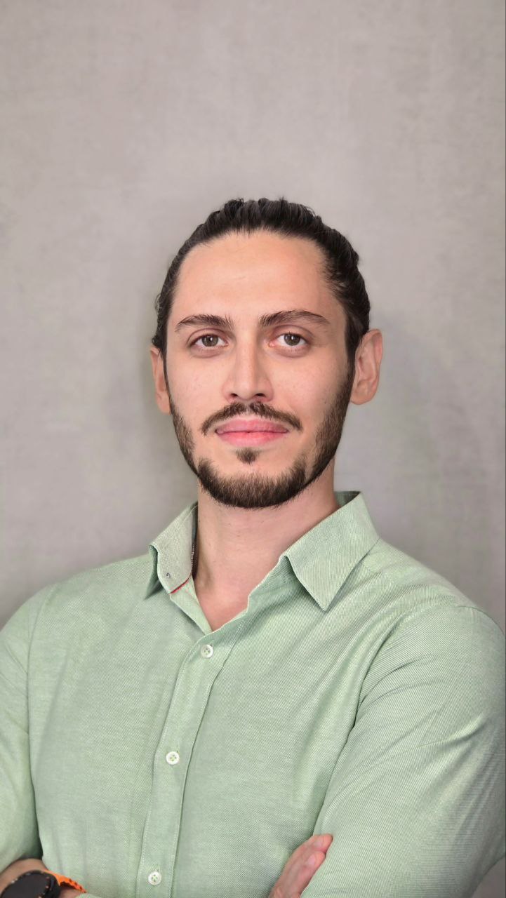 Karen Yousefi - Co-founder